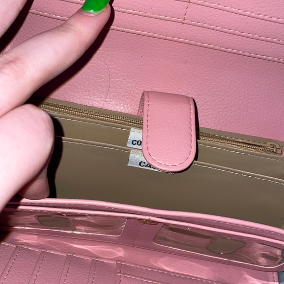 Pink wallet - Picture 3 of 3